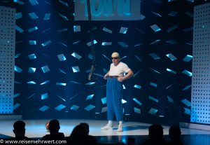 Kai Eikermann (Physical Comedy)_GOP Varieté-Theater Essen_Funky Town_Premiere