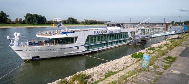 Flusskreuzfahrt-2021-ms-lady-diletta-Robert-Lehr-Ufer-Düsseldorf