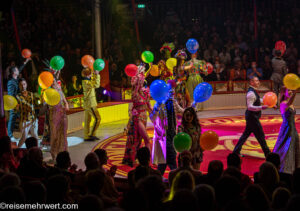 Circus-Theater Roncalli »ALL FOR ART FOR ALL« Tournee 2022 (Premiere Gastspiel Düsseldorf)