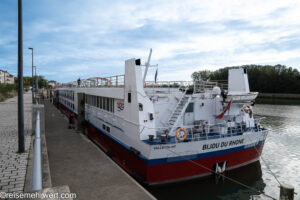 MS Bijou du Rhône am Anleger in Mâcon_nicko cruises − 8 Tage »Malerisches Südfrankreich«