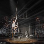 GOP Varieté-Theater Essen: Playback − Überraschend live_Simon-James Reynolds (Swinging Pole)