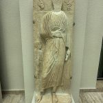 nicko cruises 11-Tage-Mittelmeerkreuzfahrt Athen bis Istanbul mit VASCO DA GAMA_Antikes Relief (Polyzentrisches Museum von Aigai/Vergina)