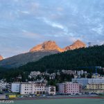 Morgendliches Alpenglühen_Ausblick vom Hotel Sonne in St. Moritz − 3-Sterne-Superior-Domizil für Entdeckungstouren durch das malerische Engadin