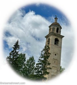 "Schiefer Turm" von St. Moritz_Entdeckungstour durch das malerische Engadin