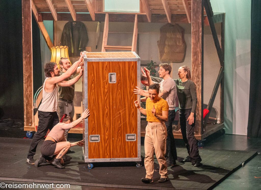 SEASONS − GOP Varieté-Theater Essen_Partner- und Gruppenakrobatik